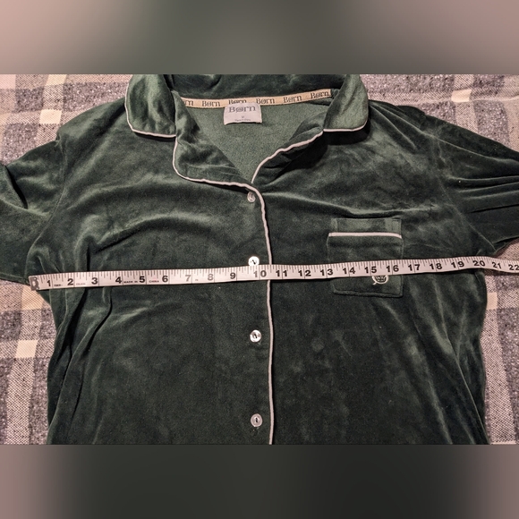 Born Emerald Green Cozy Festive Christmas Pajamas Set sz M - Picture 5 of 11